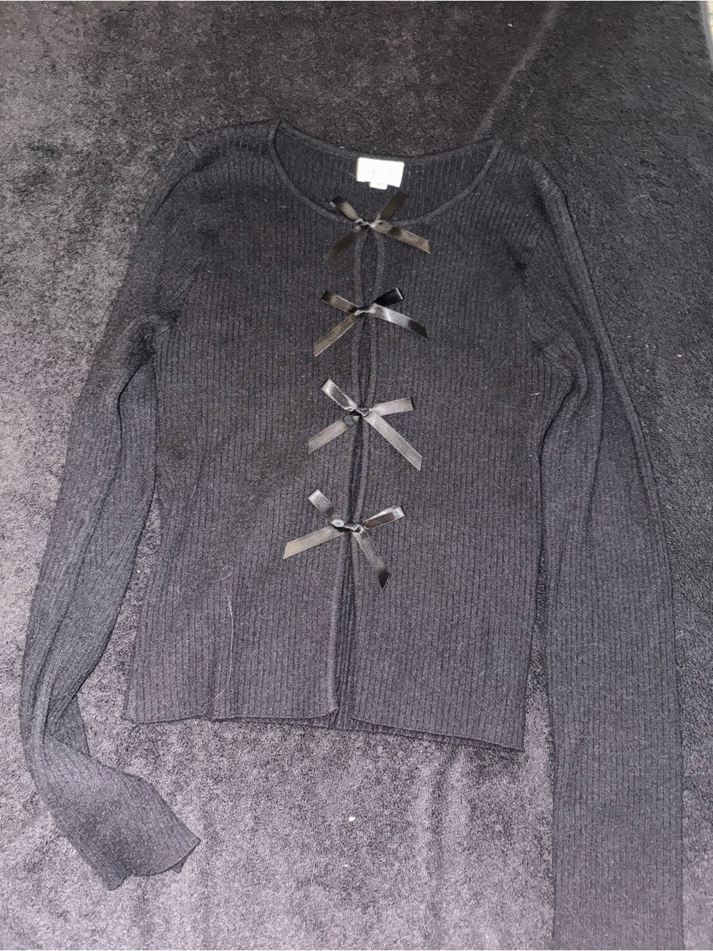 Le Lis Bow Detail Black Long Sleeve Sweater. Size Small Cardigan